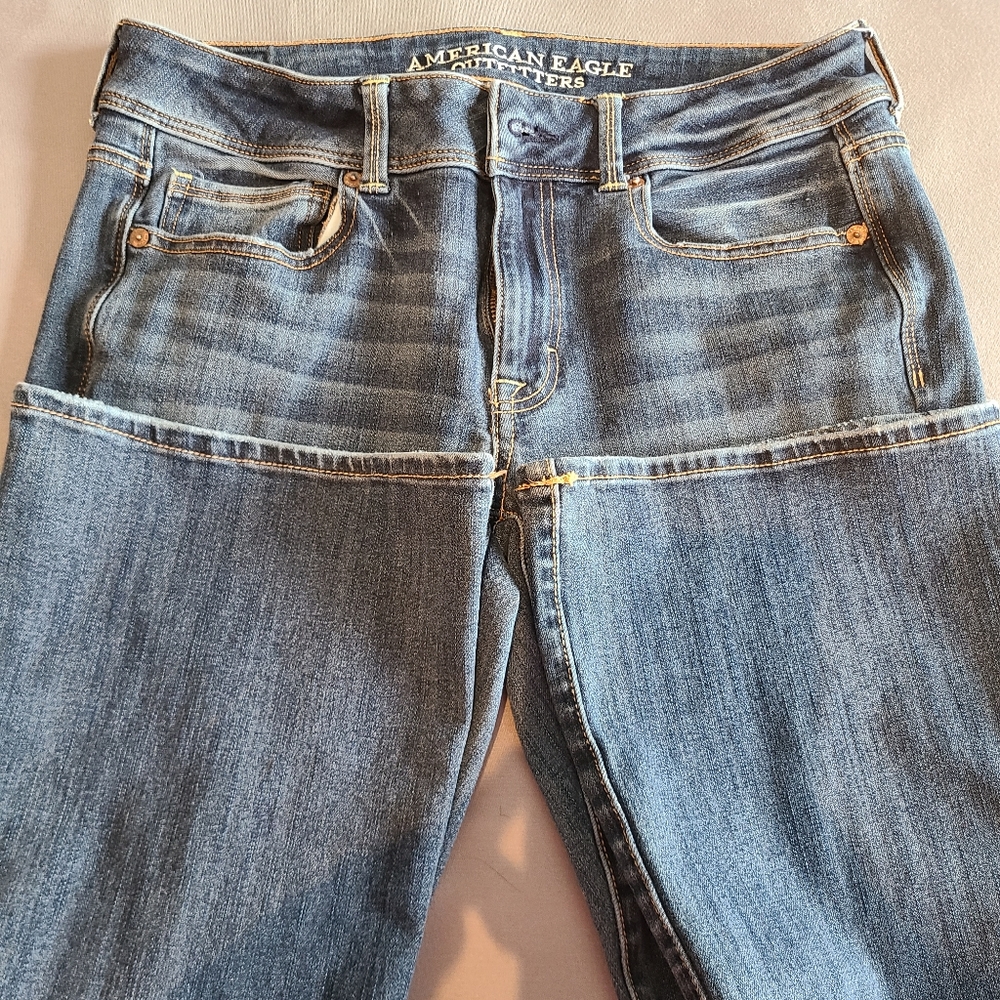 Womens American eagle jeans